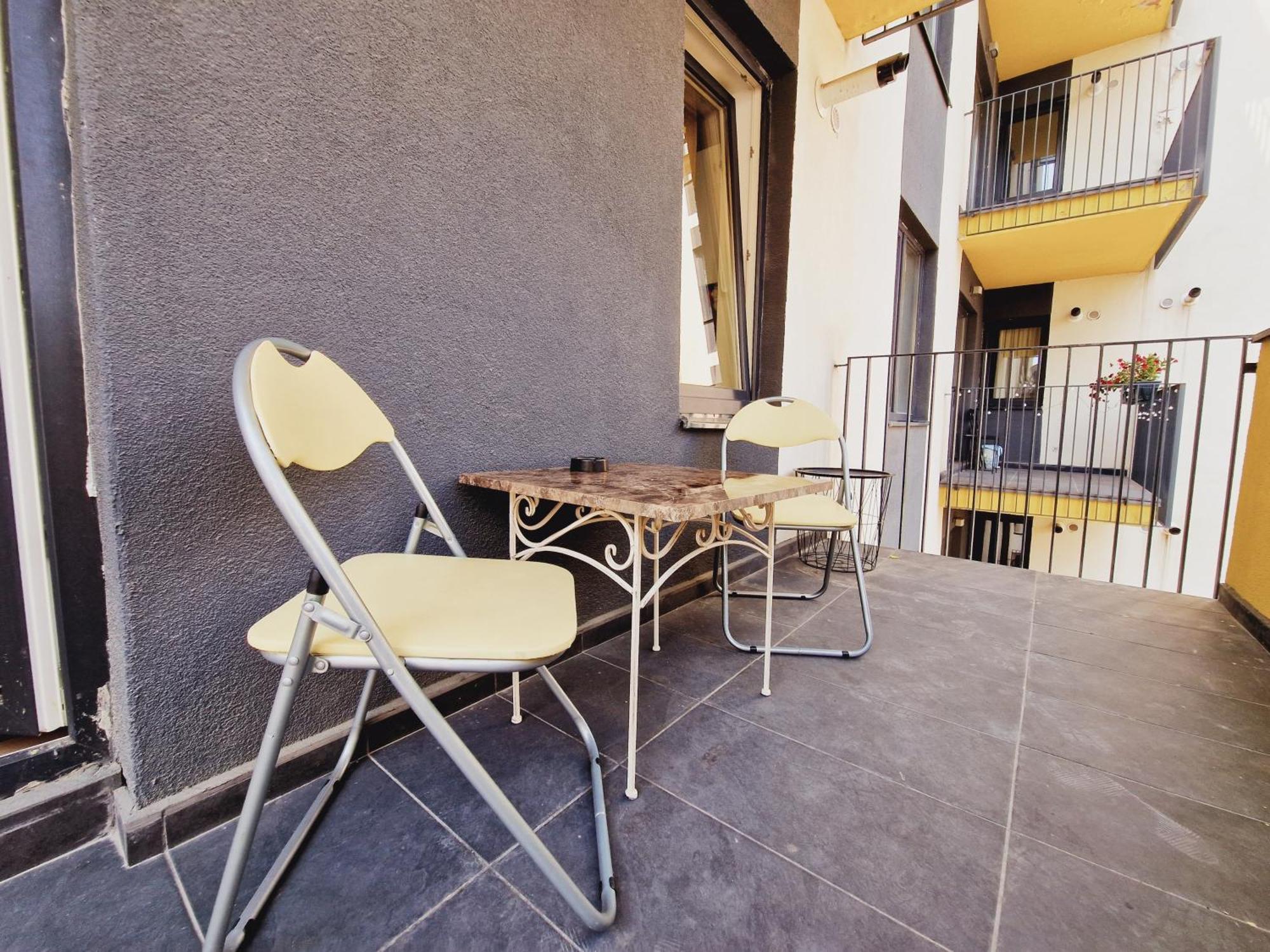 Ultracentral 5* Boutique Hotel Style Apartment. Brand New. 2 Rooms. Spacious. Free Parking Kolozsvár Kültér fotó